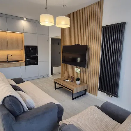 St Wojciech Hill Apartment, Free Parking, Air-conditioning, Self Check-in 24h 아파트 포즈난