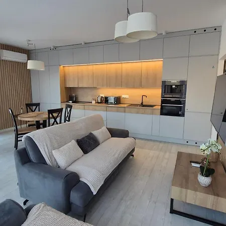 아파트 St Wojciech Hill Apartment, Free Parking, Air-conditioning, Self Check-in 24h *