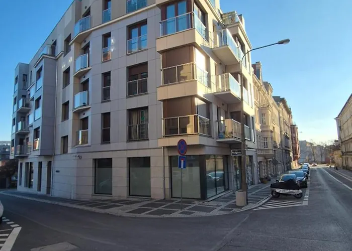 St Wojciech Hill Apartment, Free Parking, Air-conditioning, Self Check-in 24h * Poznan