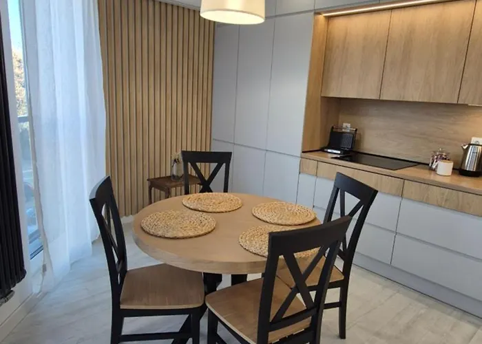 St Wojciech Hill Apartment, Free Parking, Air-conditioning, Self Check-in 24h Apartment