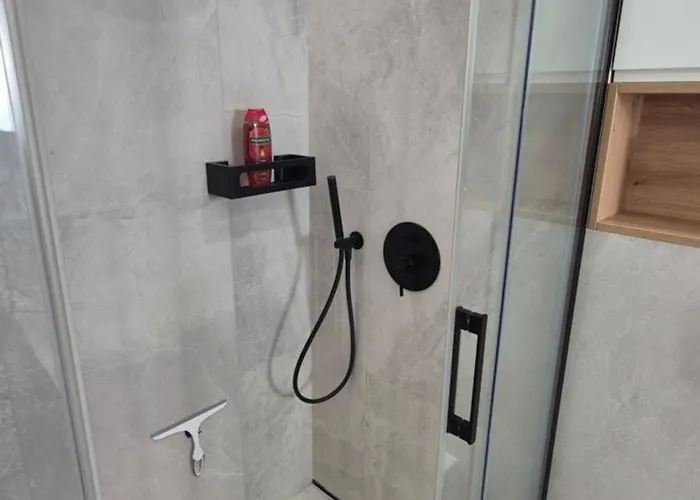 Apartment St Wojciech Hill Apartment, Free Parking, Air-conditioning, Self Check-in 24h